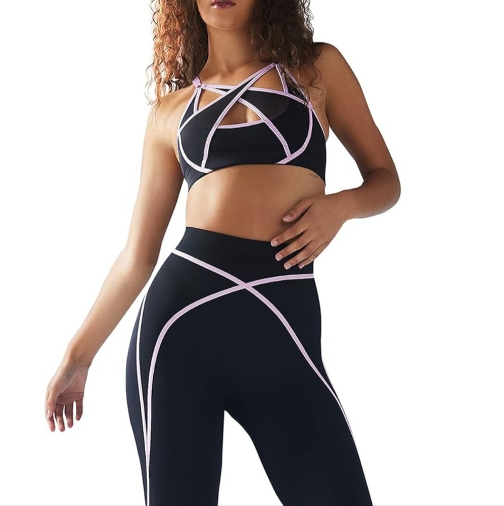 SavageXFenty Sports Bra